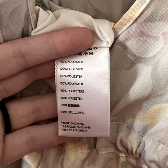 Urban Outfitters Kimchi Blue Tan Floral Open Back Romper size small - Picture 8 of 10